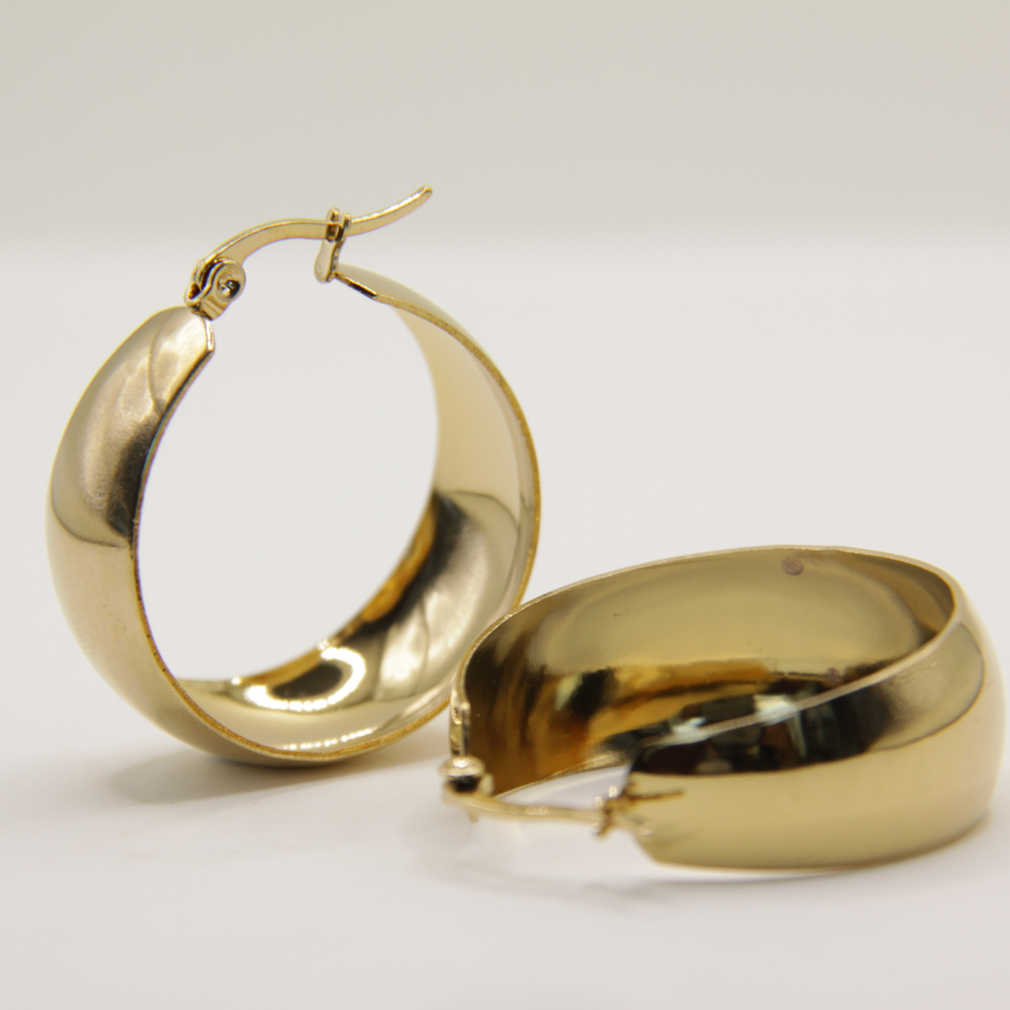 18k Gold plated chunky oval hoops