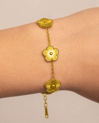 18k Gold plated flower bracelet