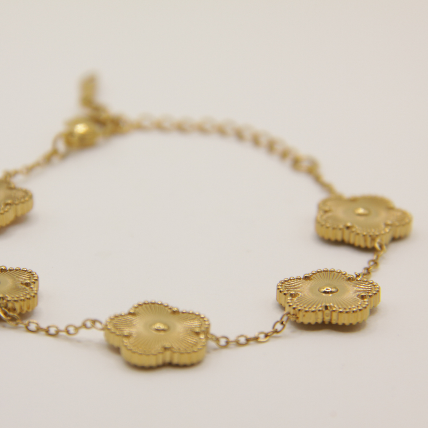 18k Gold plated flower bracelet
