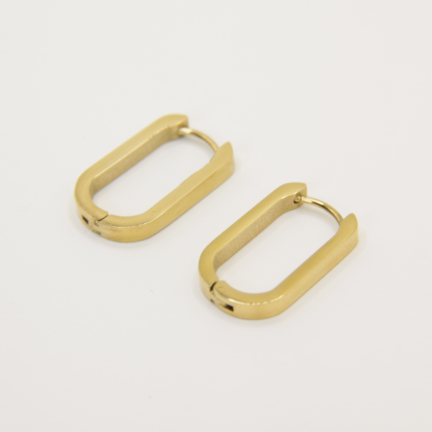 18k Gold plated oval earrings