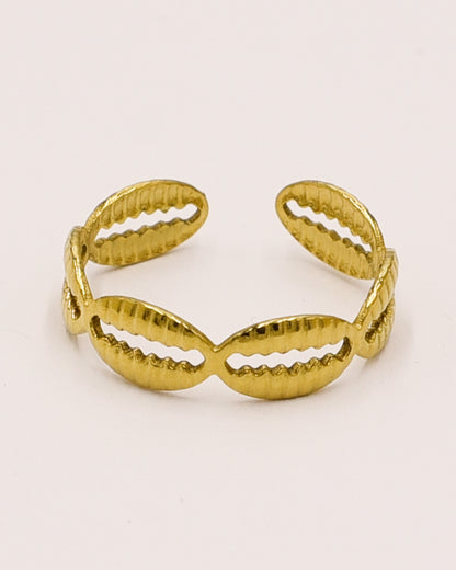 18k Gold plated seashell ring