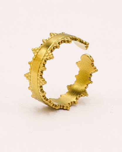 18k Gold plated queen ring