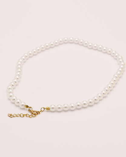 Pearl necklace