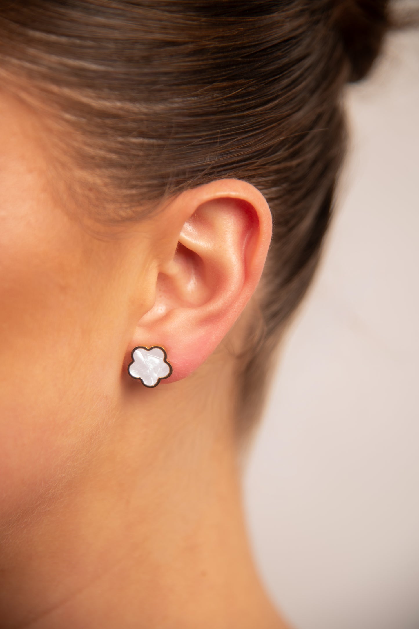 18k Gold plated pearly earrings